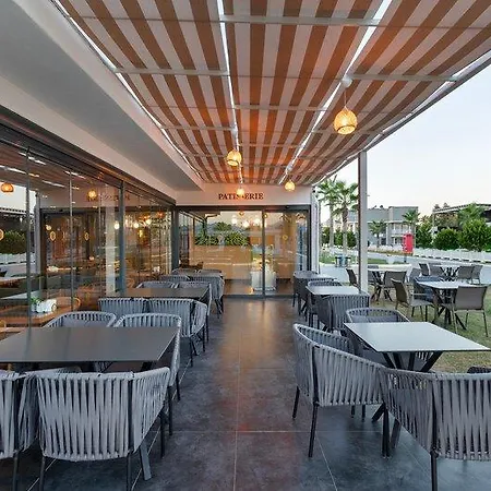 Hotel Hotella &